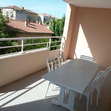 Alexandra Apartment Digne-les-Bains